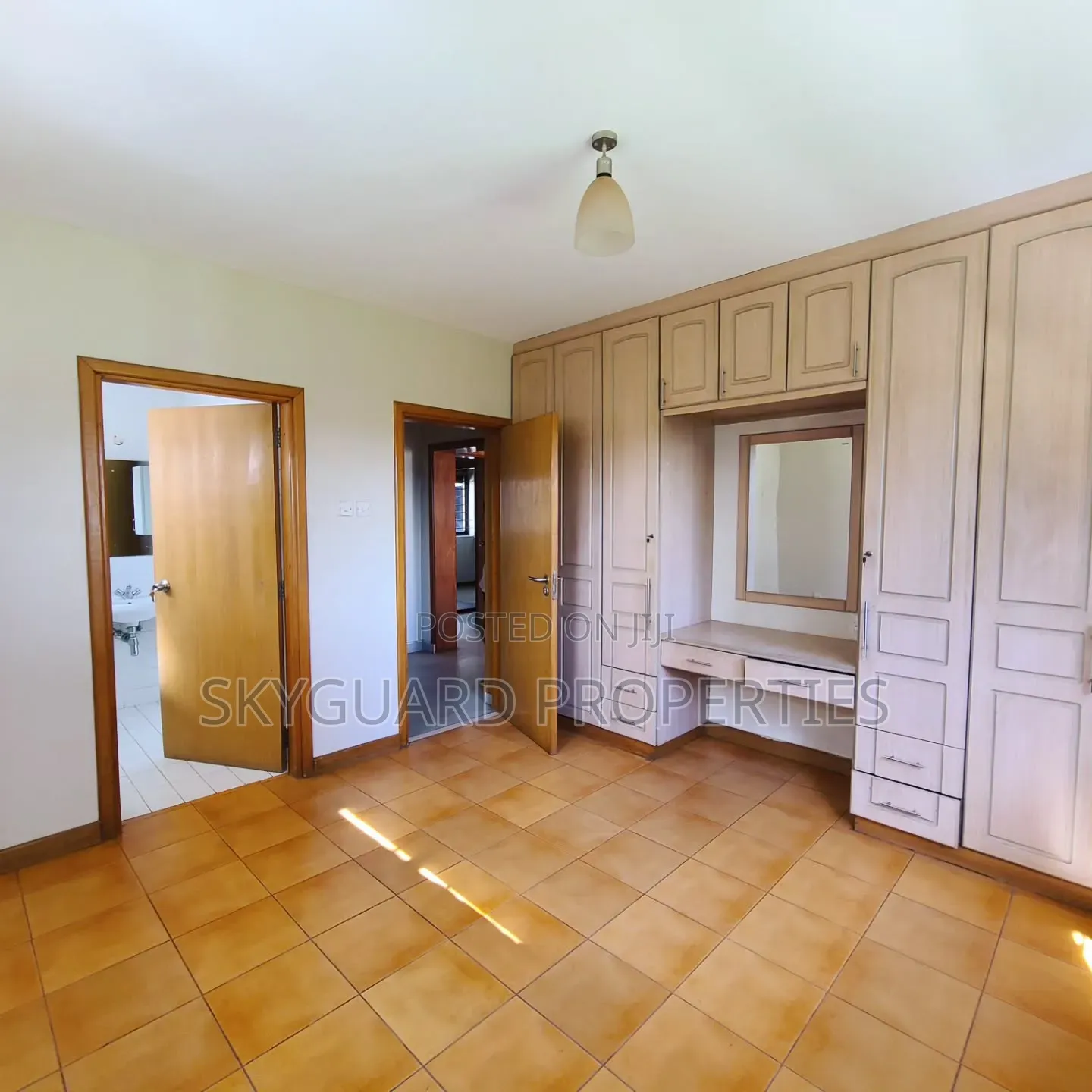 5bdrm House in Ntinda, Central Division for rent
