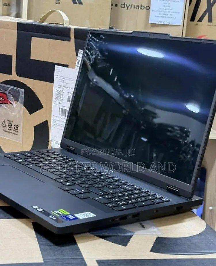 New Laptop Lenovo Legion 5 32GB Intel Core Ultra 9 SSD 1T