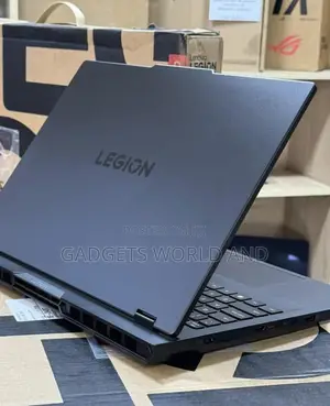 New Laptop Lenovo Legion 5 32GB Intel Core Ultra 9 SSD 1T