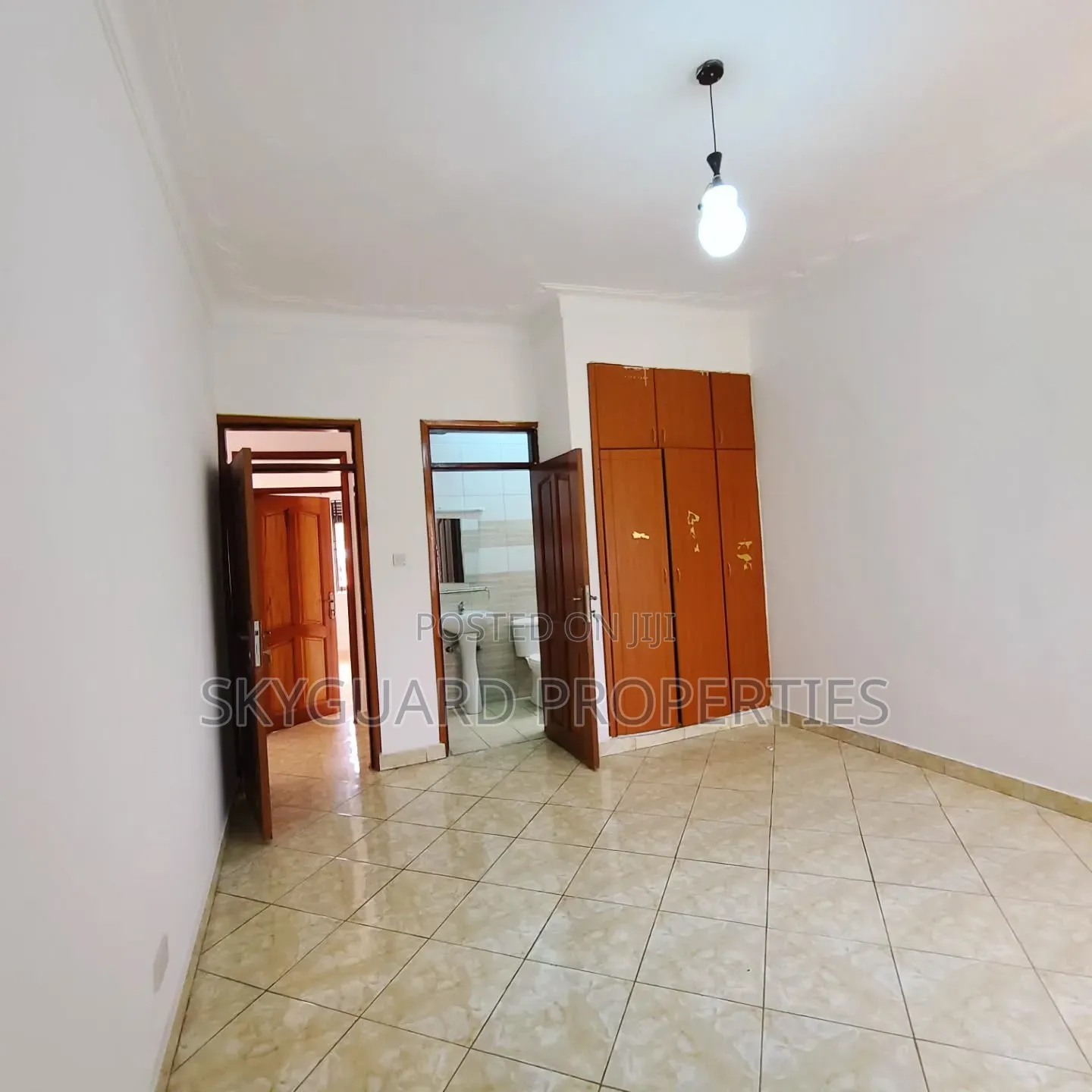 6bdrm House in Konge Lukuli, Central Division for rent