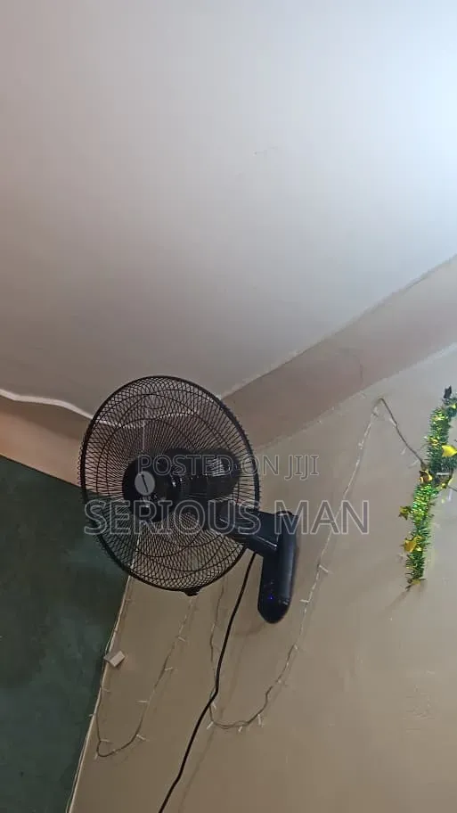 Geepas Wall Fan With Remote Control SF-8007WR16 Inch _ Blac