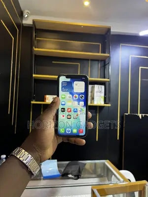 Apple iPhone 11 64 GB Black