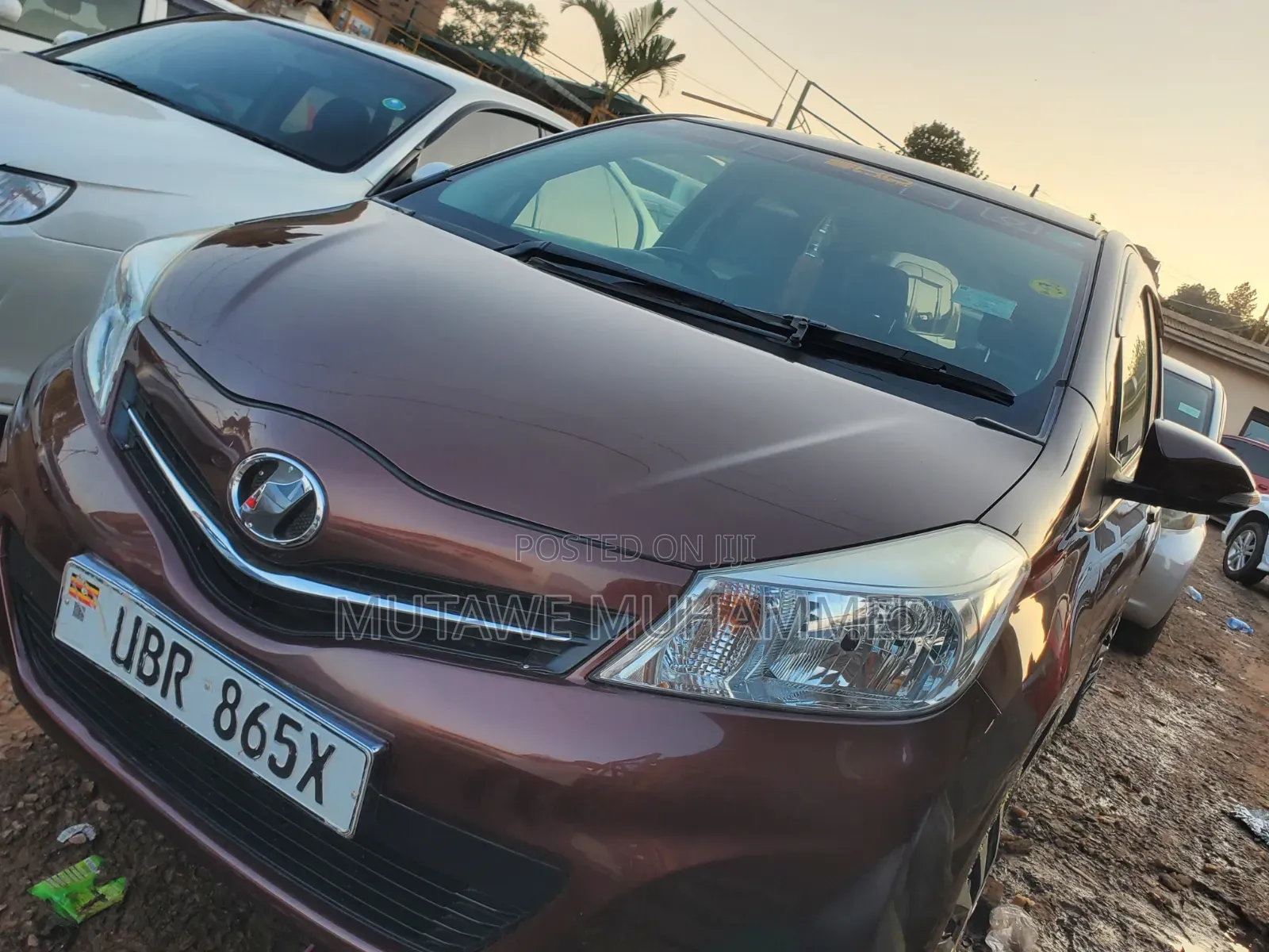 Toyota Vitz 2011 Maroon
