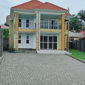 5bdrm House in Kasanga, Central Division for rent