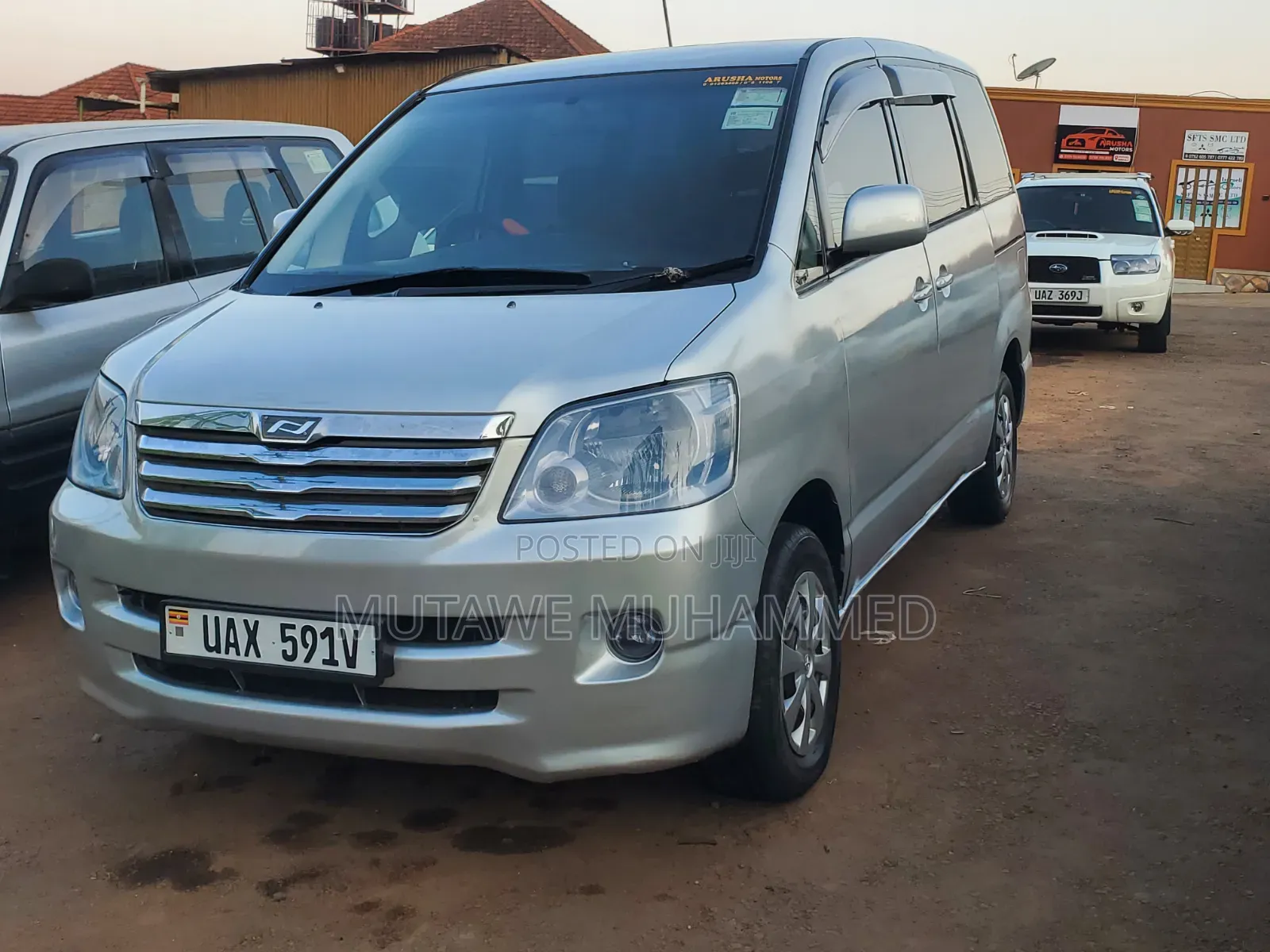 Toyota Noah 2007 Silver