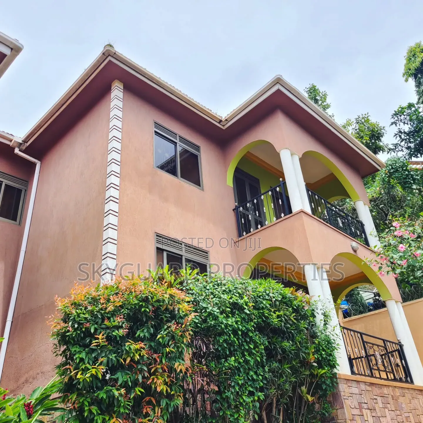 3bdrm Apartment in Bugolobi, Central Division for rent