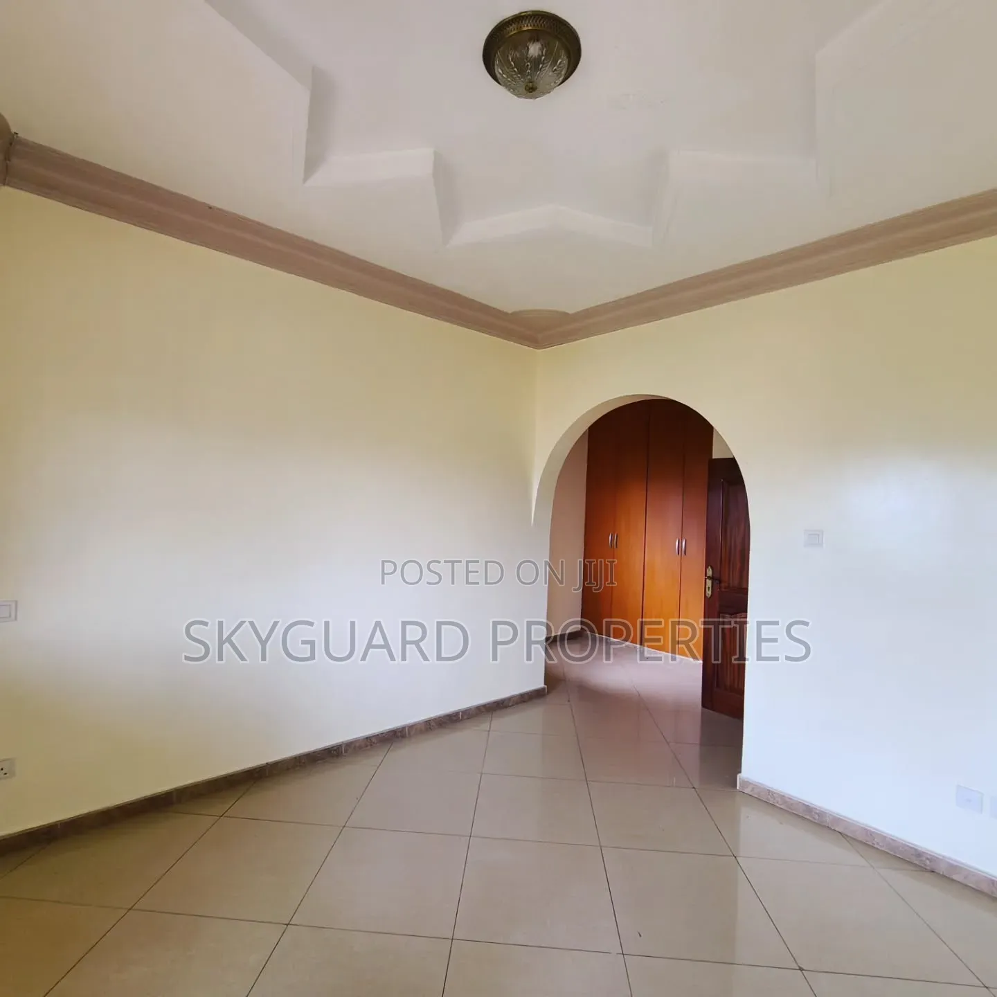3bdrm Apartment in Bugolobi, Central Division for rent