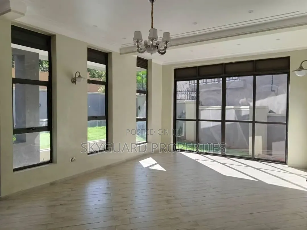 3bdrm Apartment in Bugolobi, Central Division for rent