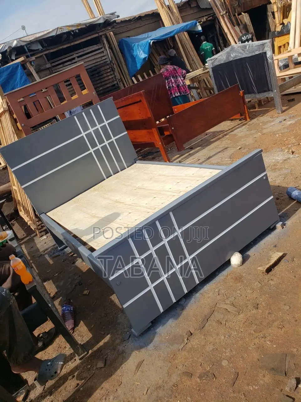 Best Quality Squareboard Bed