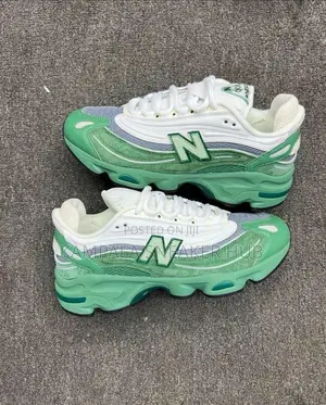New Balance 1000