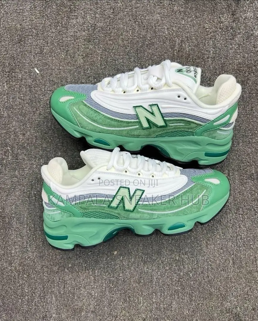 New Balance 1000