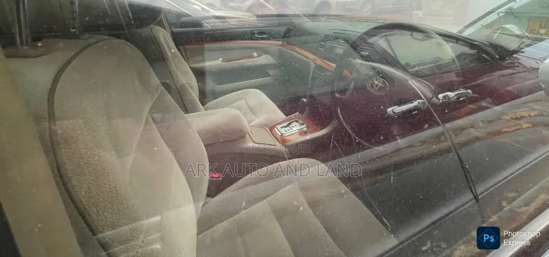 Toyota Mark II 2004 Silver