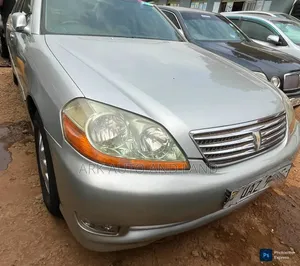 Toyota Mark II 2004 Silver