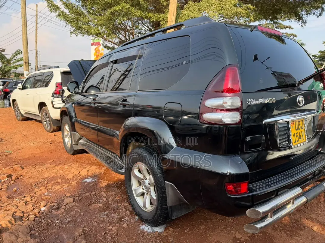 Toyota Land Cruiser Prado 2009 Black