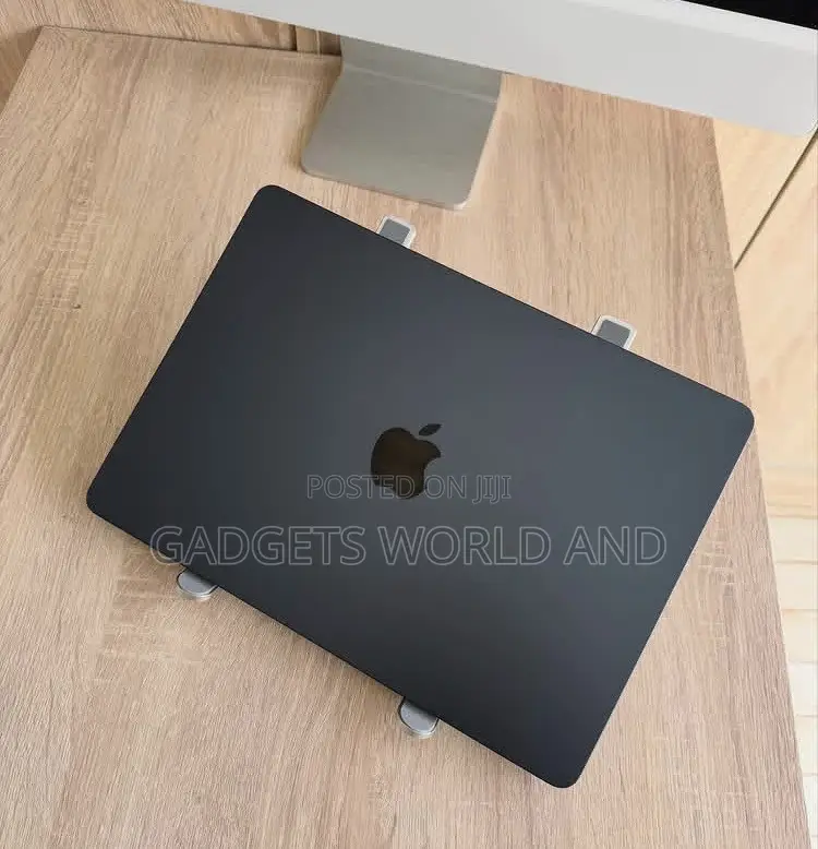 Laptop Apple MacBook Air 8GB Apple M2 SSD 512GB