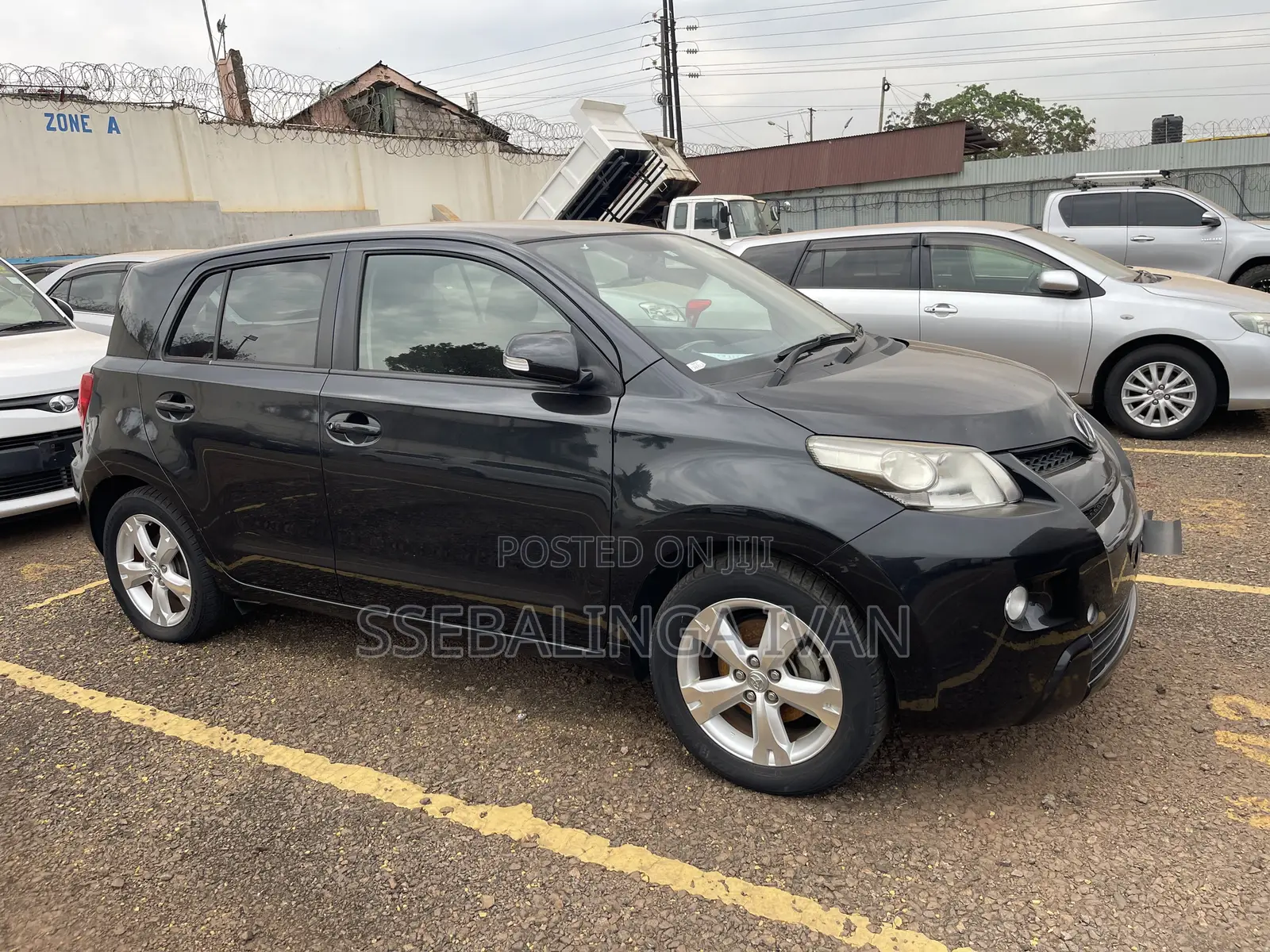 Toyota IST 2013 Black