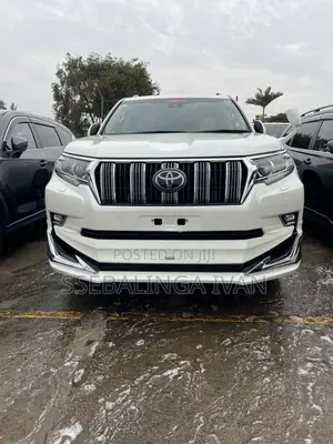 Toyota Land Cruiser Prado 2021 White