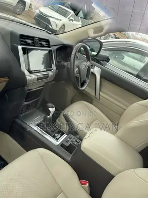 Toyota Land Cruiser Prado 2021 White