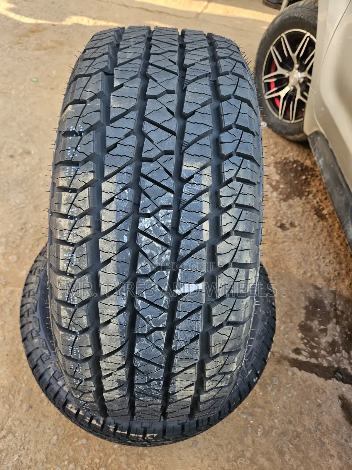 235 55 R18 ROADX RXQUEST AT21,the Brothr to Kapsin Very Original Tires