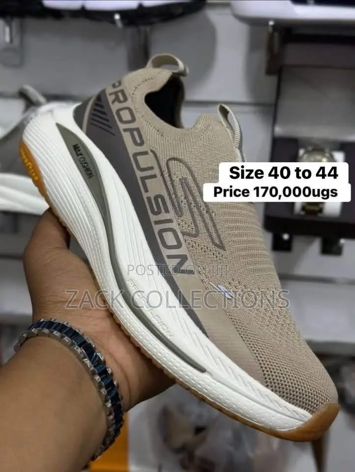 No Shoelace Sketchers