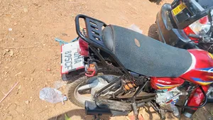 Bajaj CT 125X 2024 Red
