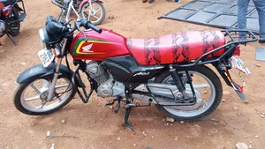 Honda CBR 2021 Red