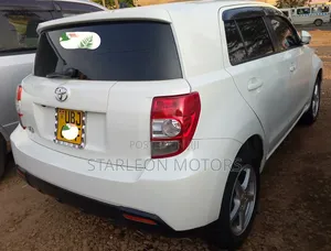 Toyota IST 2010 White