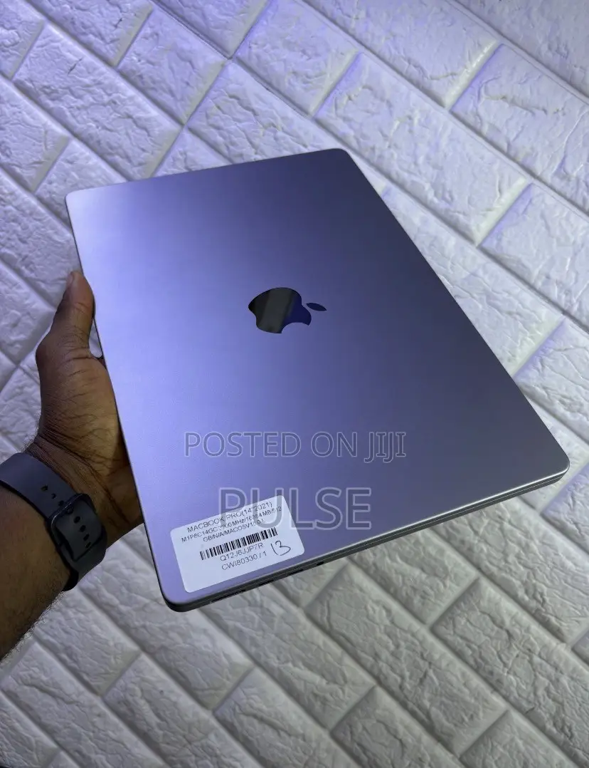 Laptop Apple MacBook Pro 2023 M3 8GB Apple M3 SSD 256GB