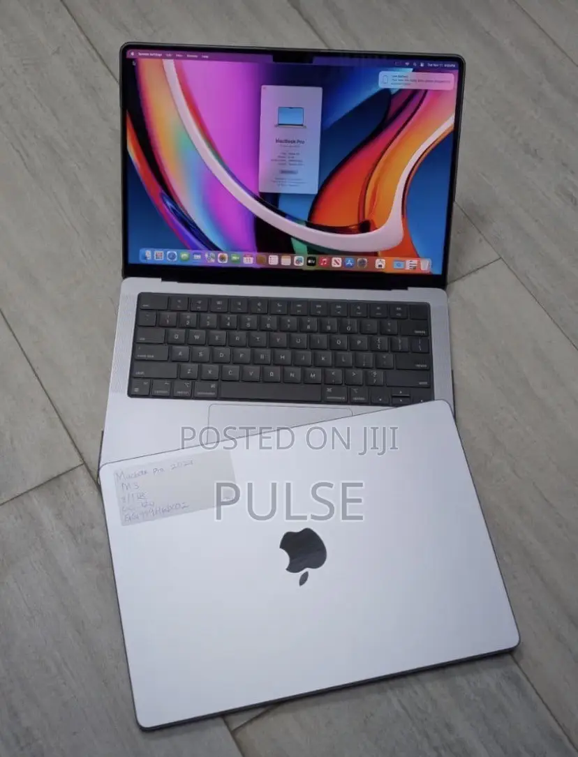 Laptop Apple MacBook Pro 2023 M3 8GB Apple M3 SSD 256GB