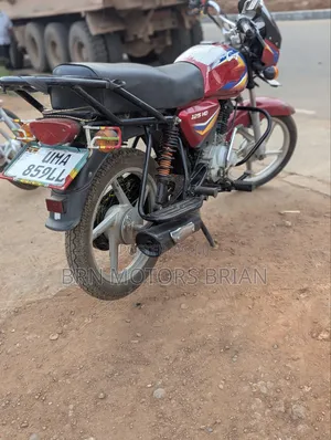 Bajaj CT 125X 2024 Red