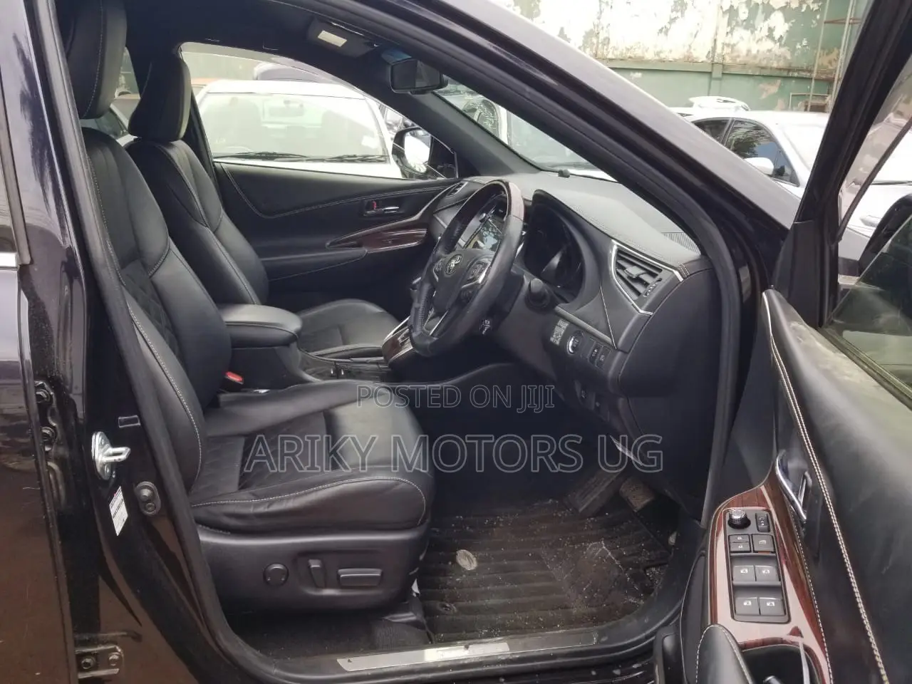 Toyota Harrier 2014 Matt Black