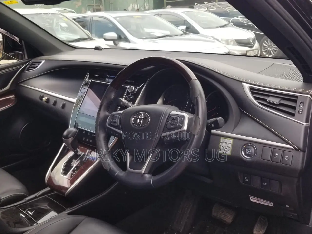 Toyota Harrier 2014 Matt Black