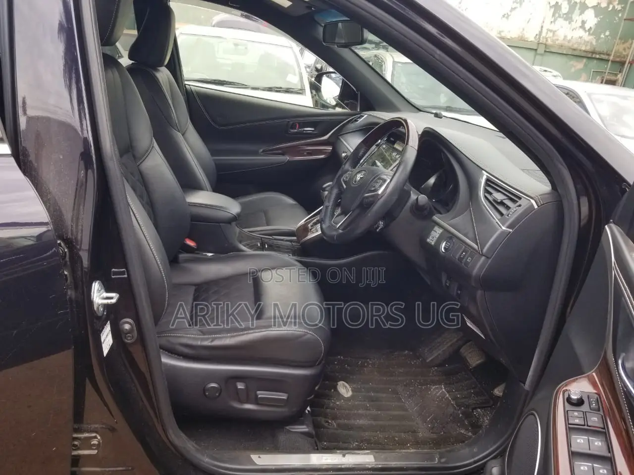 Toyota Harrier 2014 Matt Black
