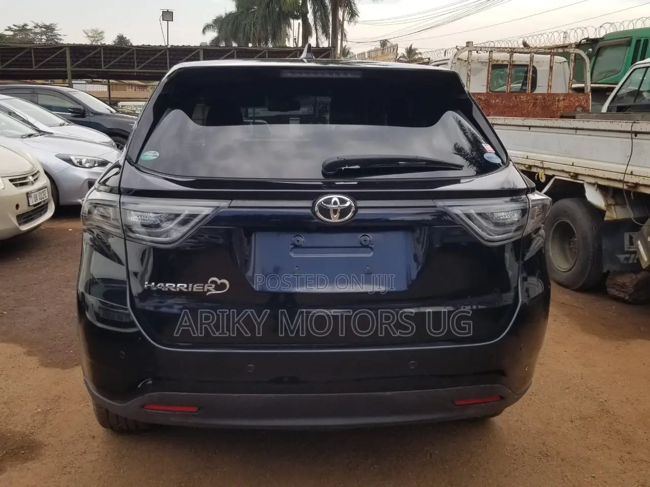 Toyota Harrier 2014 Matt Black