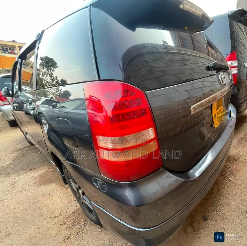 Toyota Wish 2004 Black