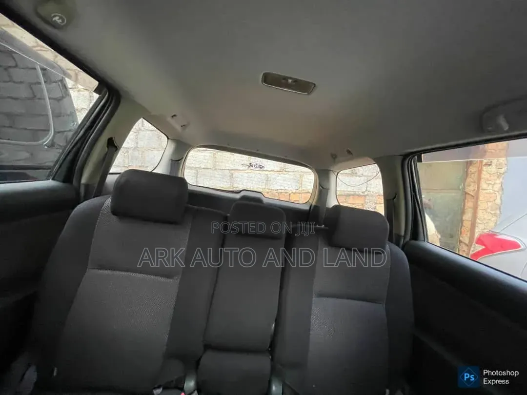 Toyota Wish 2004 Black