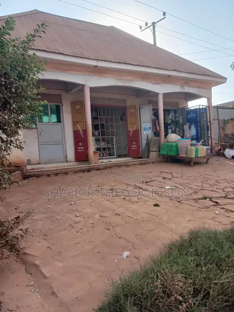 6bdrm House in Gombe for sale