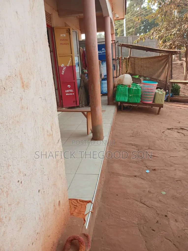 6bdrm House in Gombe for sale