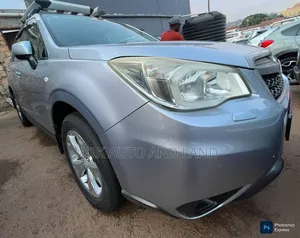 Subaru Forester 2016 Gray