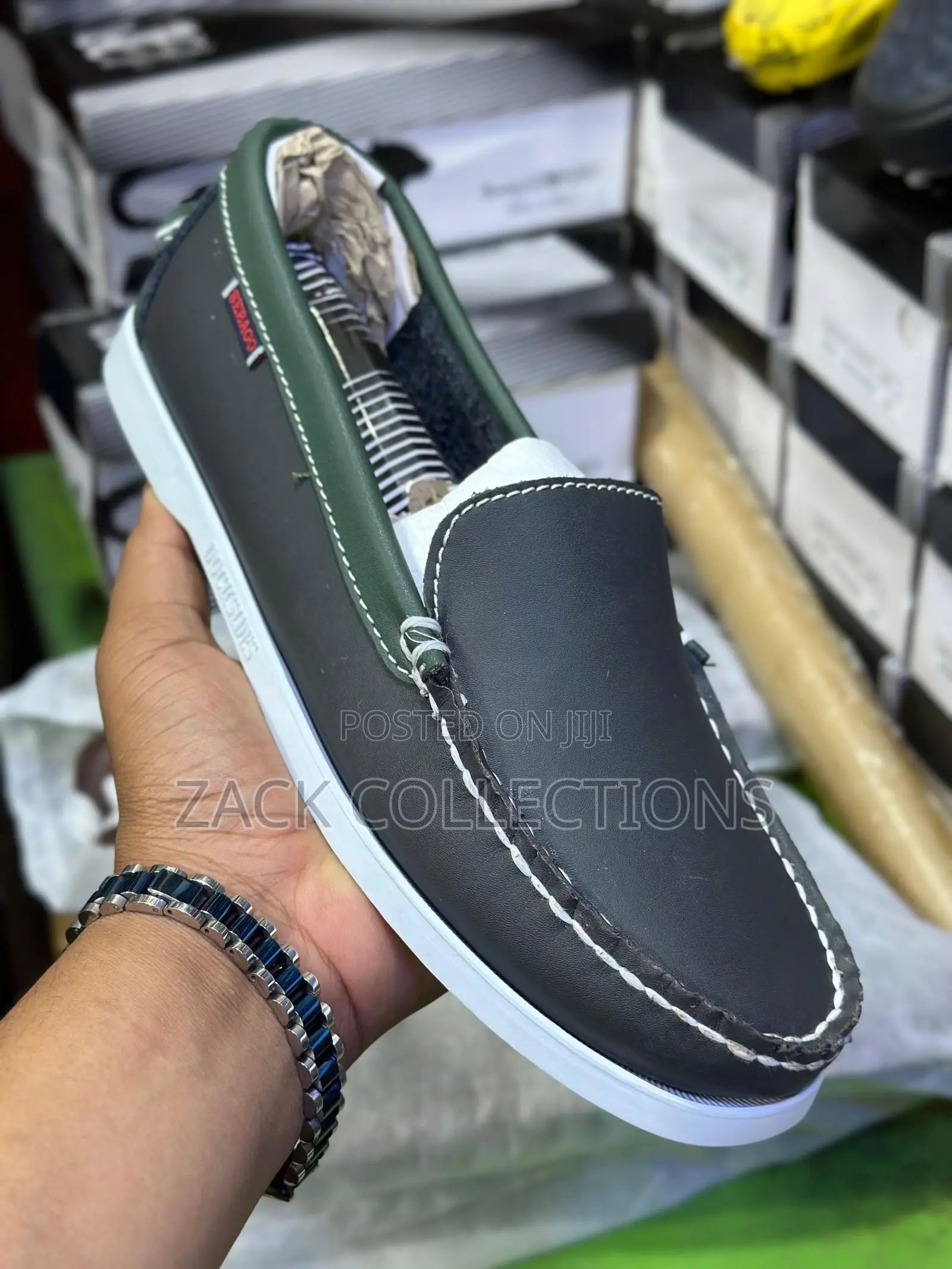 Sebago Docksides