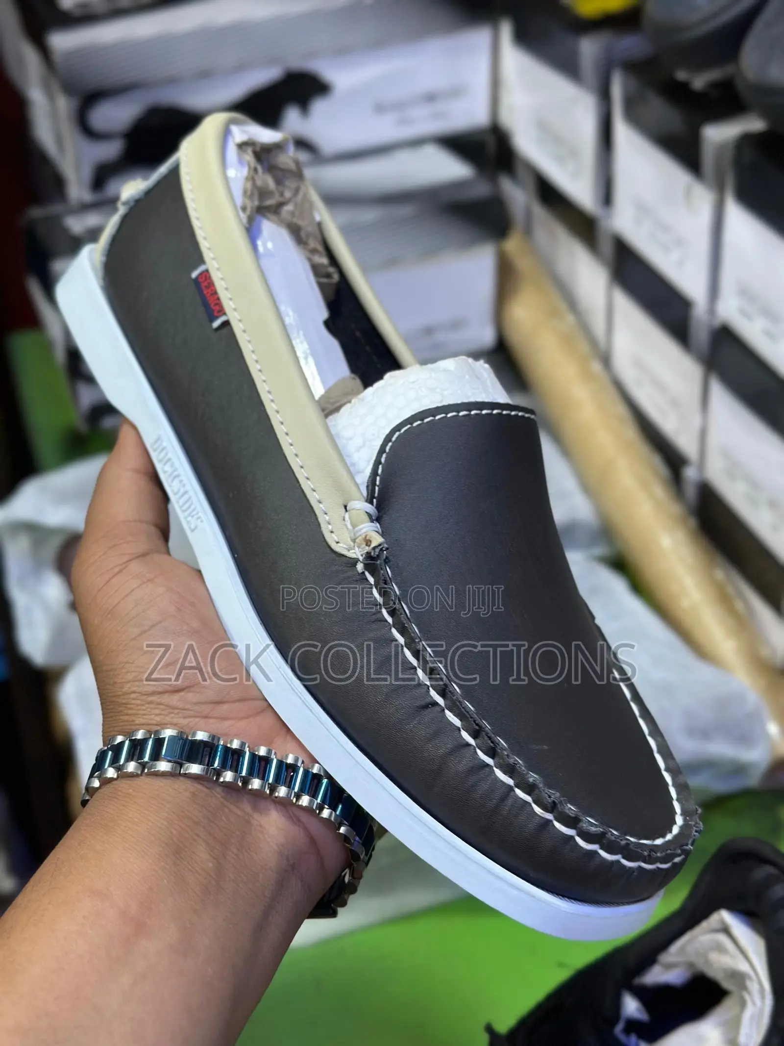 Sebago Docksides