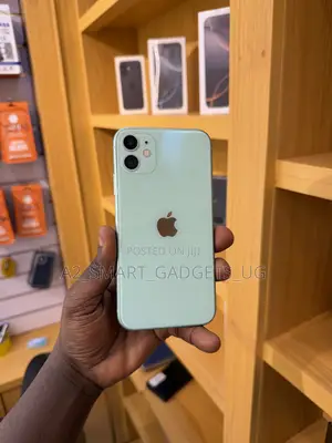Apple iPhone 11 64 GB Green