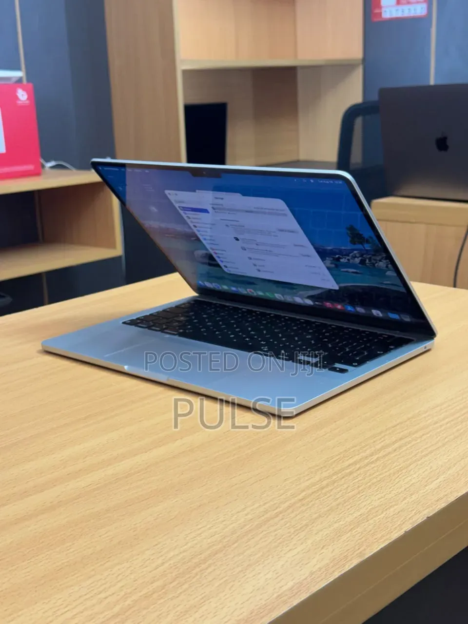 Laptop Apple MacBook Air 2022 M2 16GB Apple M2 SSD 1T