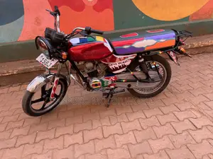 Bajaj Boxer 100 2020 Red