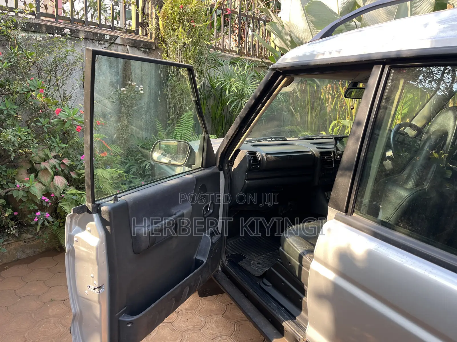 Land Rover Discovery Series II SE AWD 2002 Silver