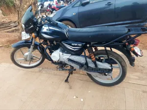 Bajaj Boxer 125 2025 Black