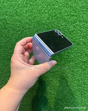 New Samsung Galaxy Z Flip6 256 GB Black