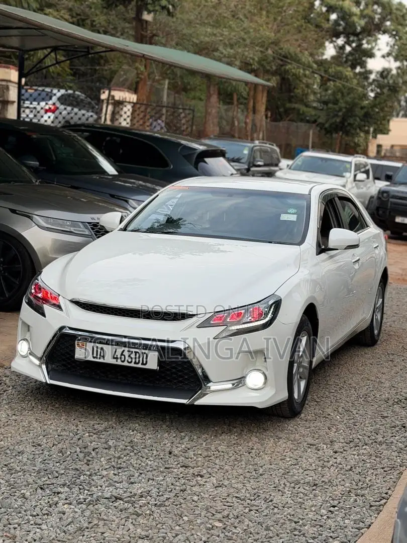 Toyota Mark X 2012 White
