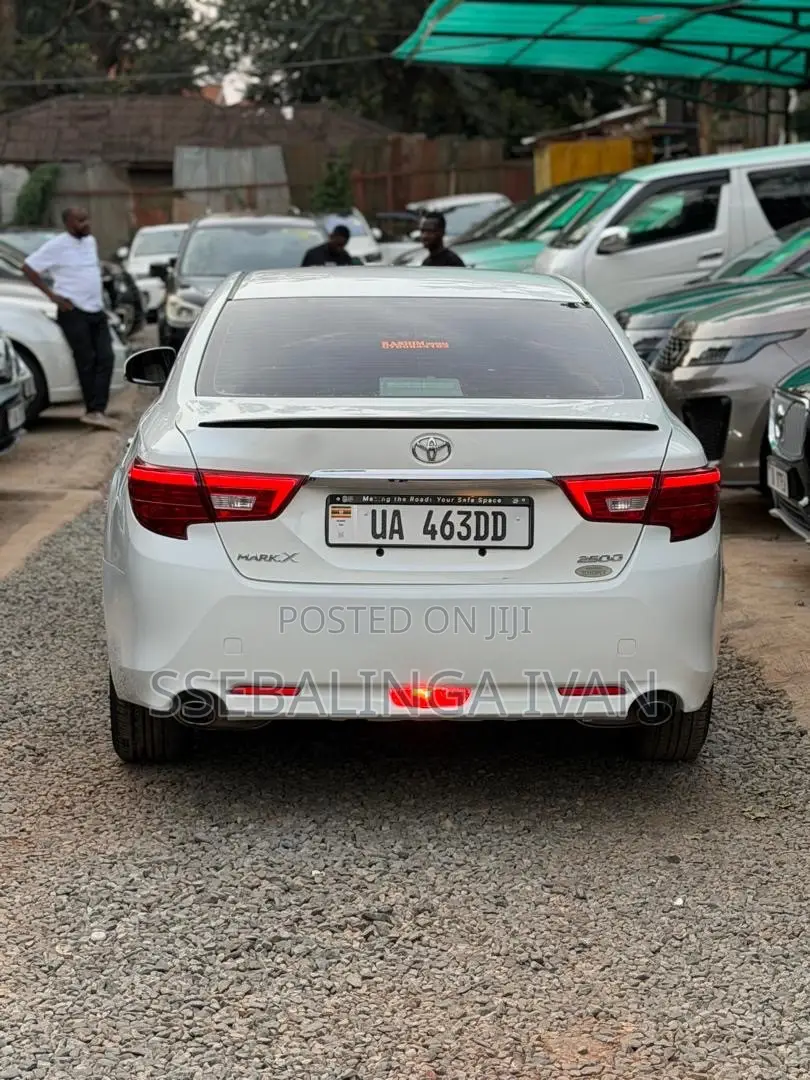 Toyota Mark X 2012 White