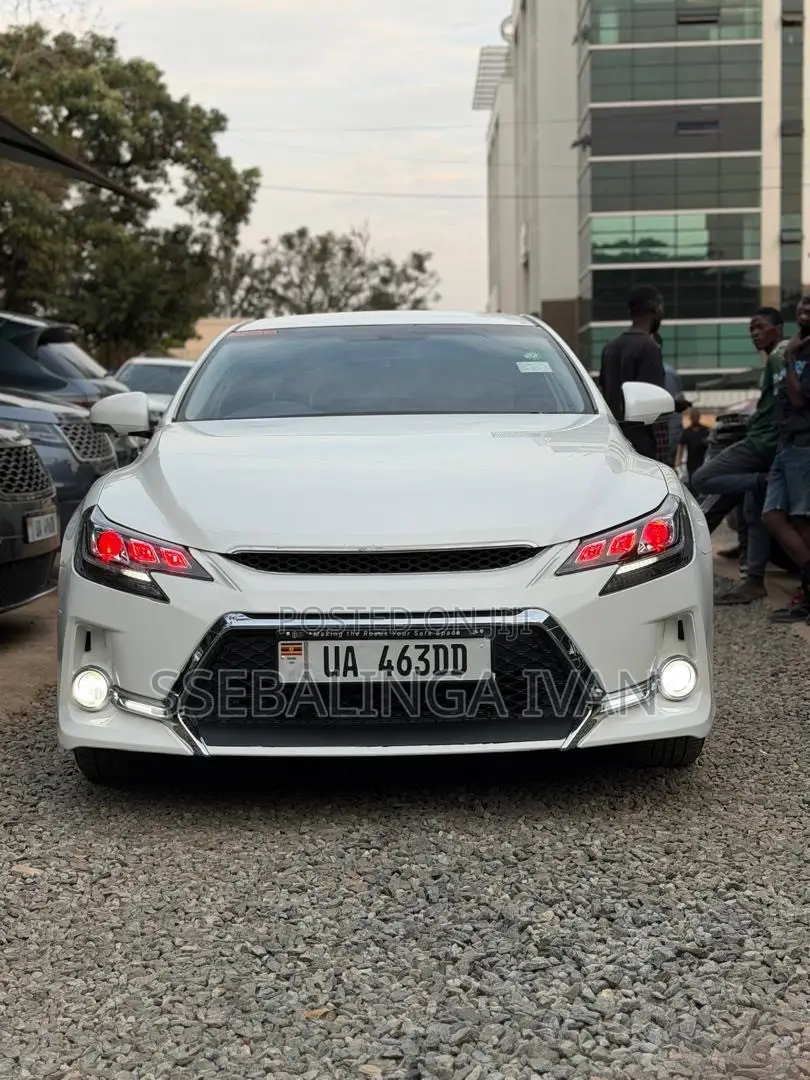 Toyota Mark X 2012 White